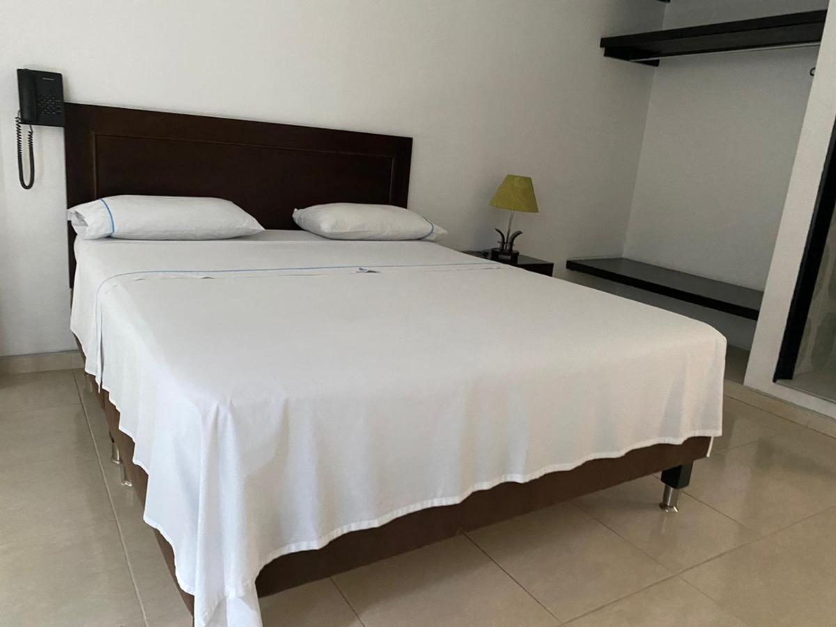 Hotel Torres Del Llano Yopal Ngoại thất bức ảnh